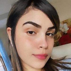 Meet your Posher, Leonela